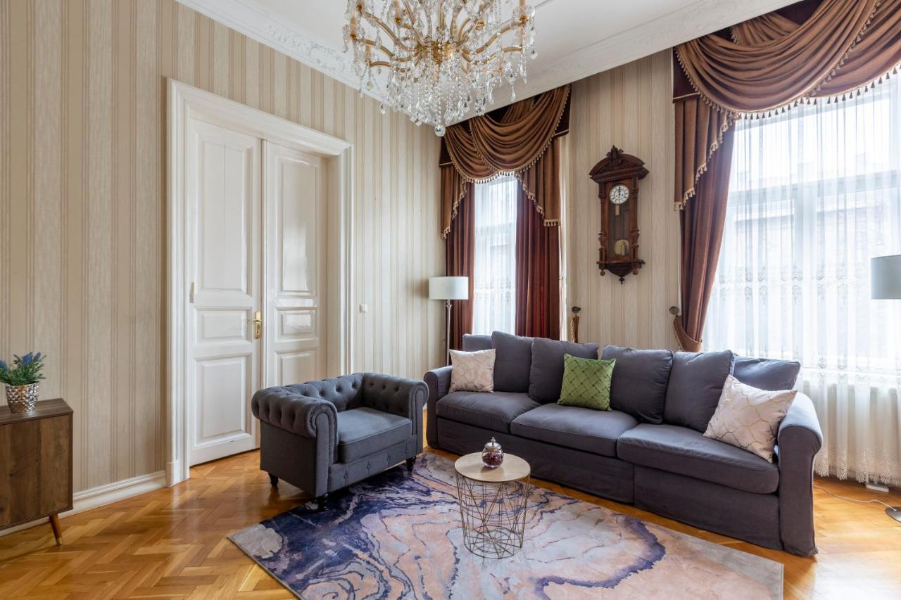 Luxury Central Home Next To The New York Cafe Budapešť Exteriér fotografie